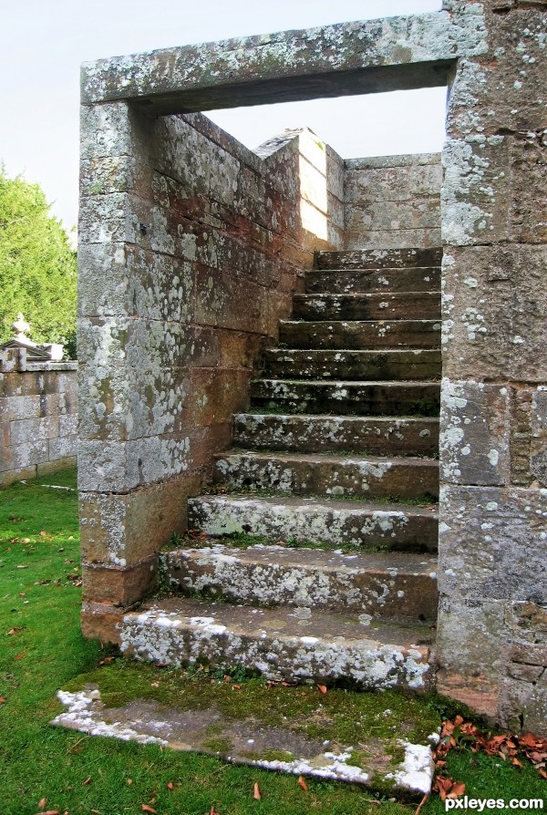 Old Kirk Steps