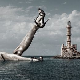 LegsUpattheLighthouseStatue