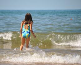 Slinky at beach