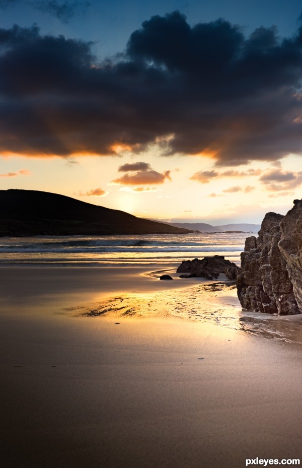 Last rays at the beach