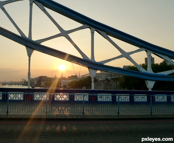 Sunset through London Bridge