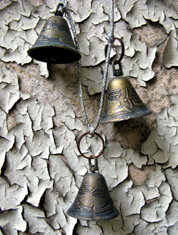 Ringing bell