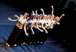  Dancers