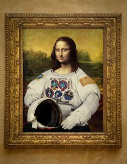 Mona Lisa coming from space