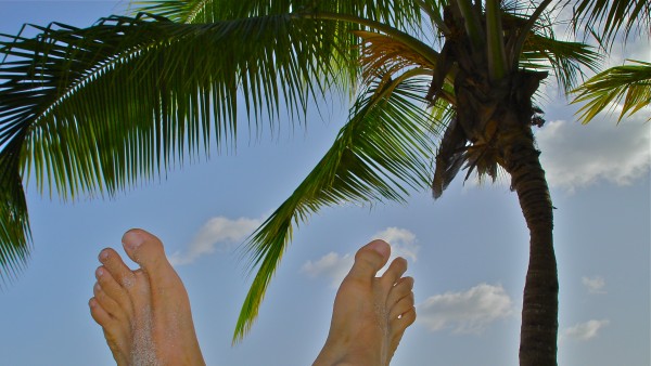 tropical toes!