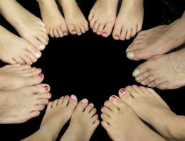 ring around the toesies