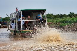 Tourist boat