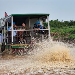 Touristboat