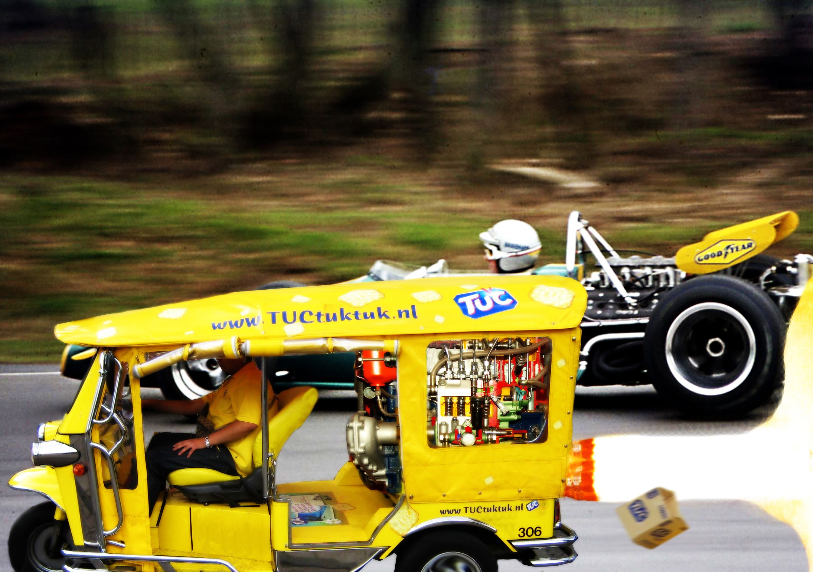 tuktuk patrol pikka