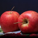 two apples source image