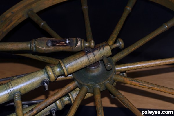 Old spinning wheel