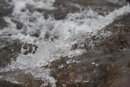 Bouncingwater