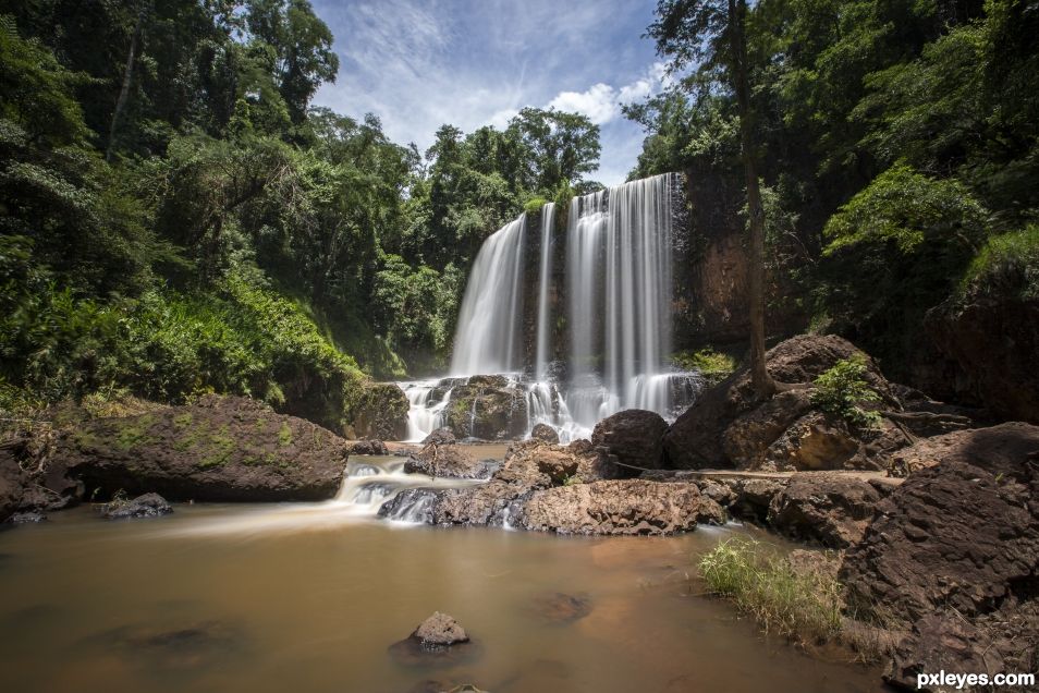 Waterfall in Analândia