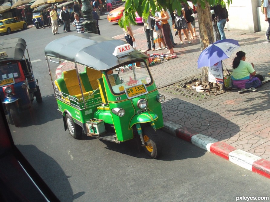 TUK TUK