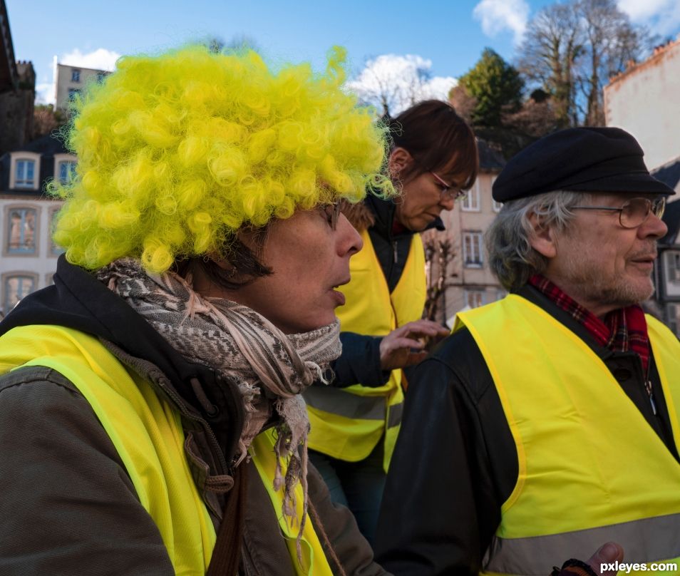 Yellow vests