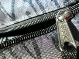 backpack zipper